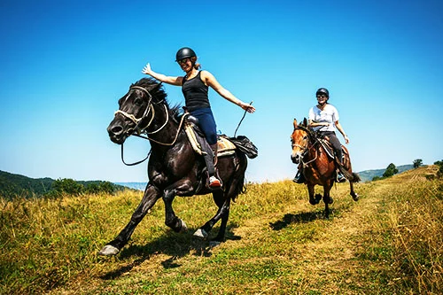 Horse back riding in Teteven mountains